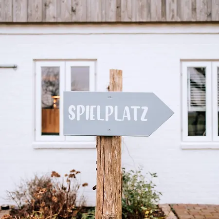 Landliebe 10 فندق Alkersum